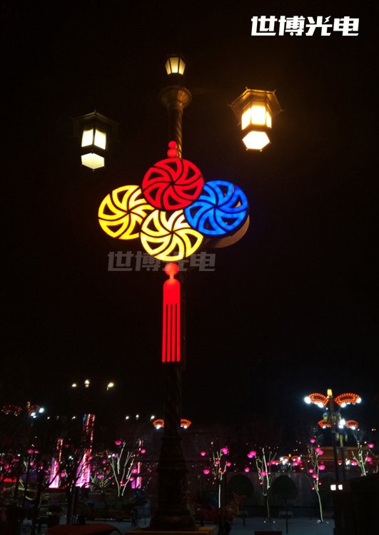 路灯车轮灯造型
